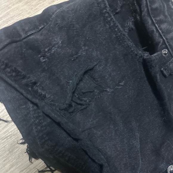 Forever 21 Black Distressed Denim Shorts High Waist Size 29 - Picture 2 of 5
